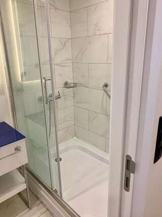 Отель Apartment in Batumi Orbi City Батуми Двухместный номер Делюкс с 1 кроватью-5